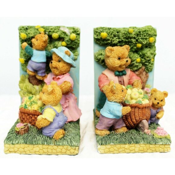 MANN Bears Picking Apples Bookends Resin Bear Family Mama Papa Babies Multicolor - Picture 1 of 10